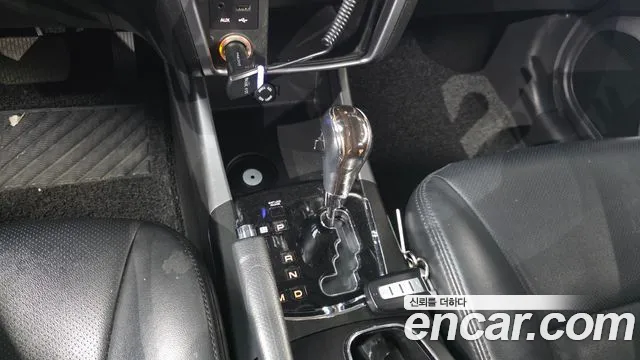 KGM Korando 2013 thumb 10