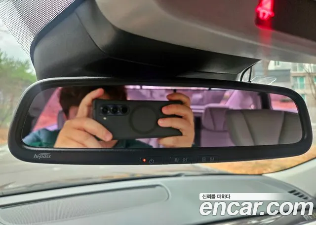 Renault SM6 2017 thumb 9