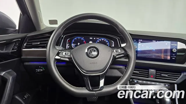 Volkswagen Jetta 2021 thumb 4