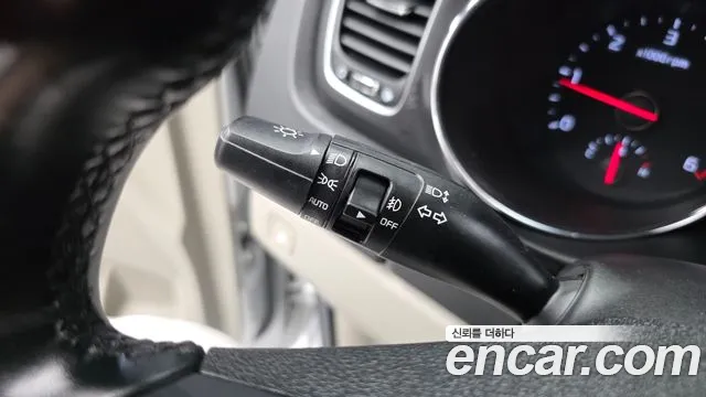 Kia Carnival 2020 thumb 3