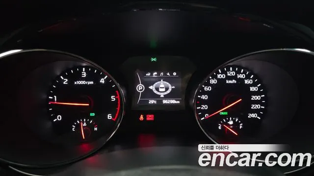 Kia Carnival 2017 thumb 7