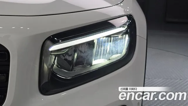 Mercedes-Benz GLB 2024 thumb 7