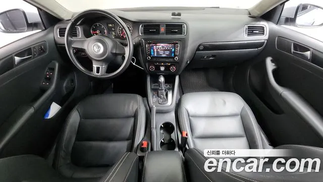 Volkswagen Jetta 2012 thumb 3