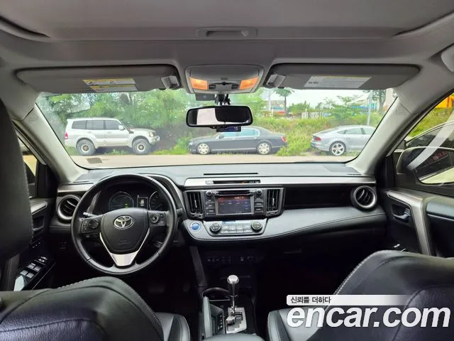 Toyota RAV4 2018 thumb 11