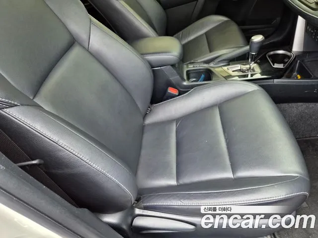 Toyota RAV4 2018 thumb 4