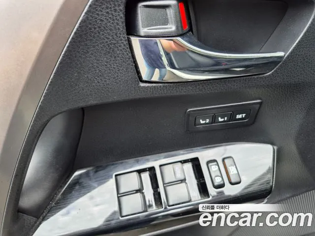 Toyota RAV4 2018 thumb 10