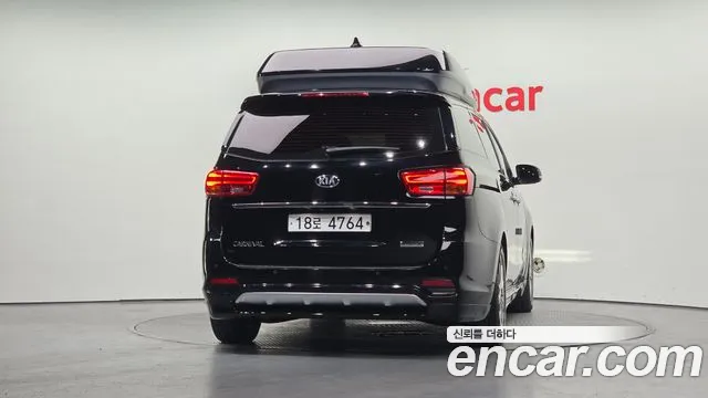 Kia Carnival 2019 thumb 7