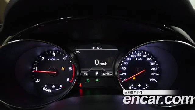 Kia Carnival 2019 thumb 3
