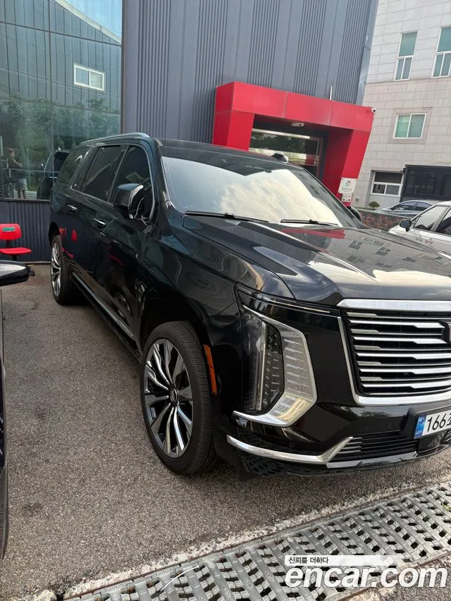 Cadillac Escalade 2025 thumb 3