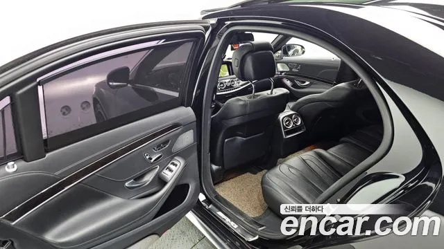 Mercedes-Benz S-Class 2015 thumb 4