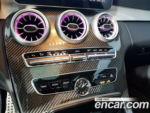 Mercedes-Benz C-Class 2022 thumb 10