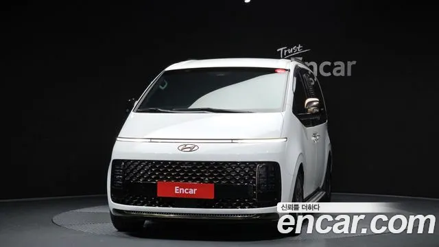 Hyundai Staria 2022 thumb 11