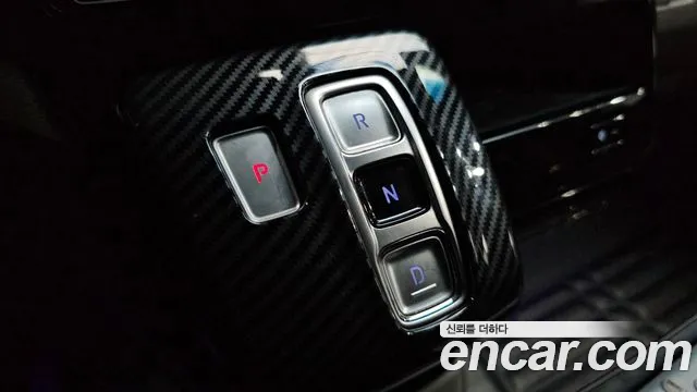 Hyundai Staria 2022 thumb 9