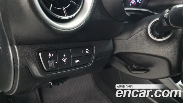 Kia K3 2019 thumb 9