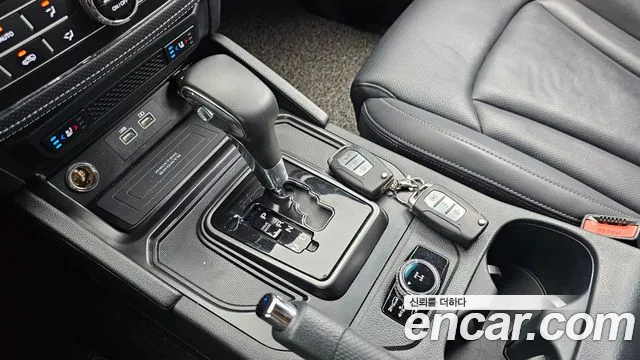 KGM Rexton Sports Khan 2022 thumb 12