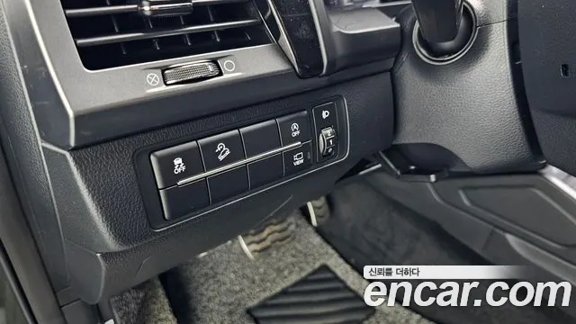 KGM Rexton Sports Khan 2022 thumb 3