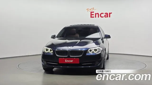 BMW 5 серии 2012 thumb 4