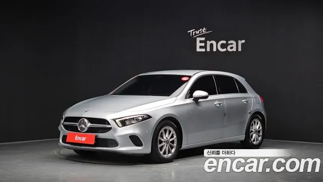 Mercedes-Benz A-Class 2019 thumb 4