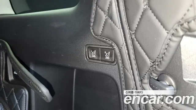 Hyundai Santa Fe 2025 thumb 11