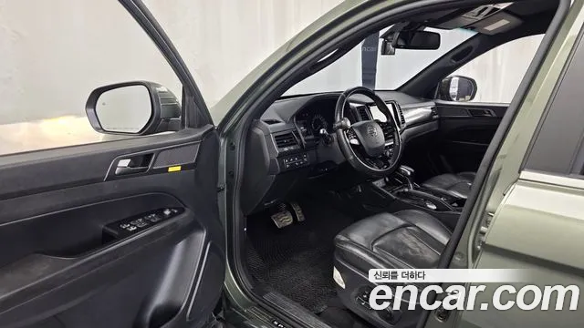 KGM Rexton 2021 thumb 8