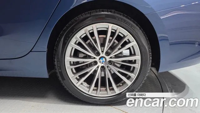 BMW 3 серии 2021 thumb 6