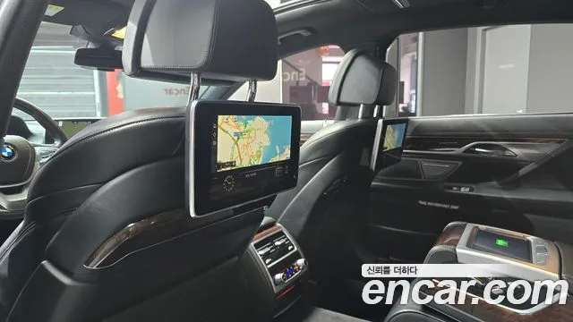 BMW 7 серии 2016 thumb 4
