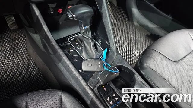 Kia Niro 2021 thumb 3
