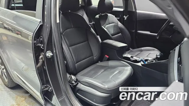 Kia Niro 2021 thumb 11