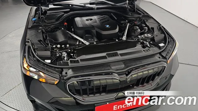 BMW 5 серии 2025 thumb 12