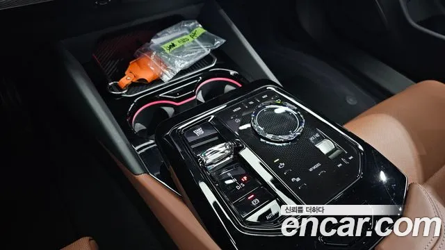 BMW 5 серии 2025 thumb 7