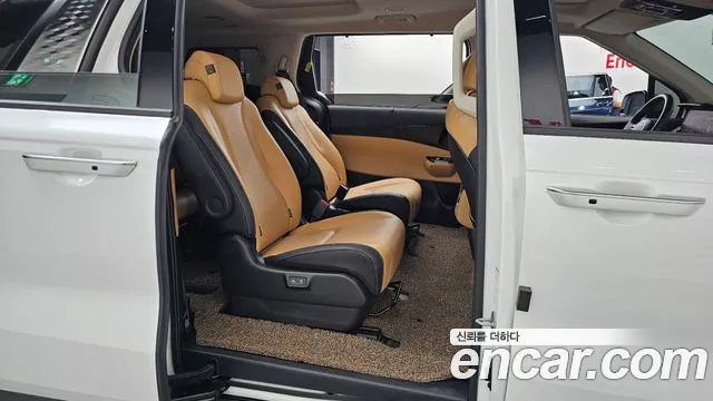 Kia Carnival 2022 thumb 8