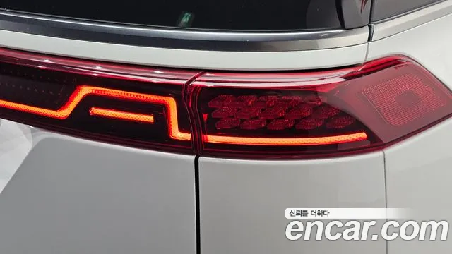 Kia Carnival 2022 thumb 6