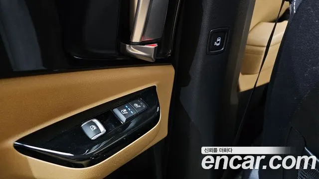 Kia Carnival 2022 thumb 9