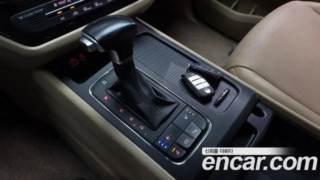 Kia Carnival 2017 thumb 7