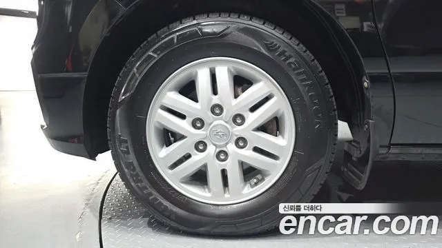 Hyundai Staria 2019 thumb 10