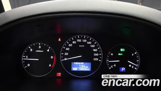 Hyundai Staria 2019 thumb 5