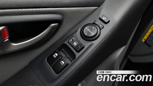 Hyundai Staria 2019 thumb 4