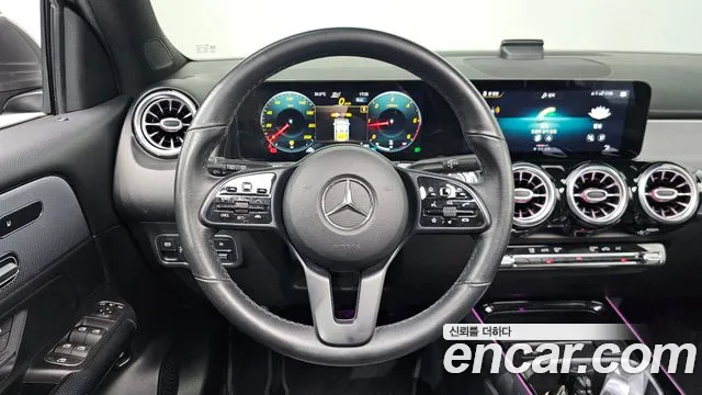 Mercedes-Benz GLB 2021 thumb 2