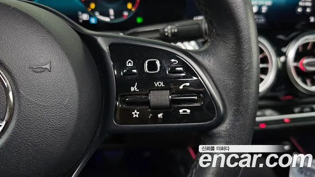 Mercedes-Benz GLB 2021 thumb 5