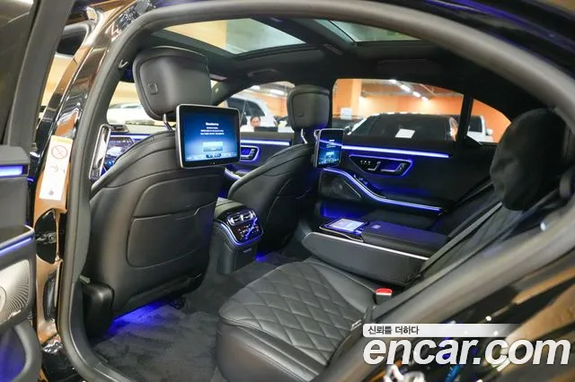 Mercedes-Benz S-Class 2022 thumb 5