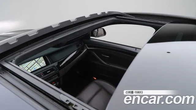 BMW 5 серии 2016 thumb 5