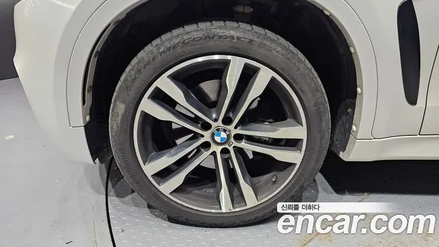 BMW X6 2019 thumb 8