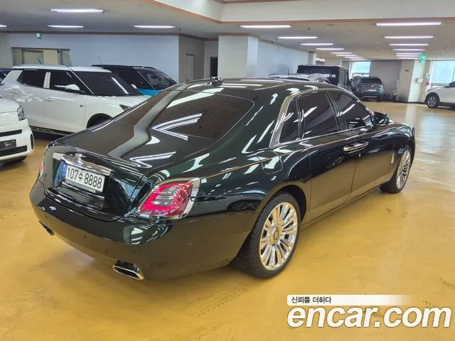 Rolls-Royce Ghost 2022 thumb 10