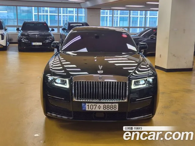 Rolls-Royce Ghost 2022 thumb 5