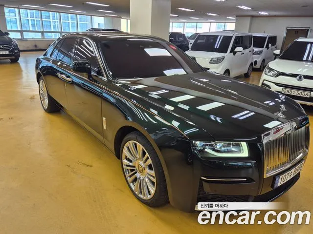 Rolls-Royce Ghost 2022 thumb 11