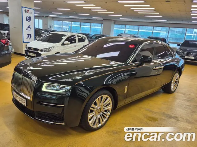Rolls-Royce Ghost 2022 thumb 6