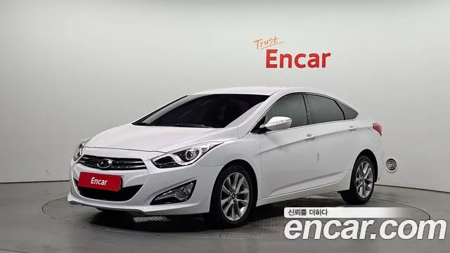 Hyundai i40 2014 thumb 12