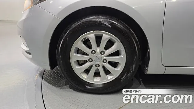 Kia K3 2015 thumb 3