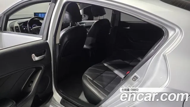 Kia K3 2015 thumb 7