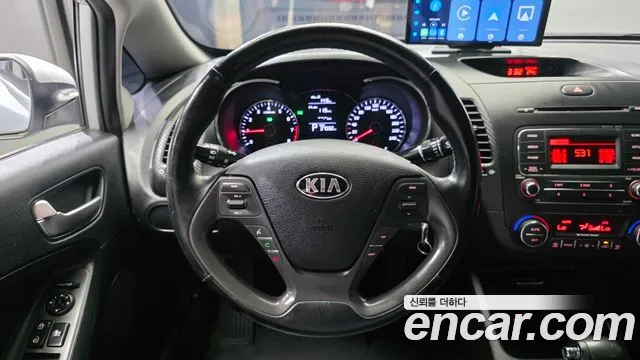 Kia K3 2015 thumb 5
